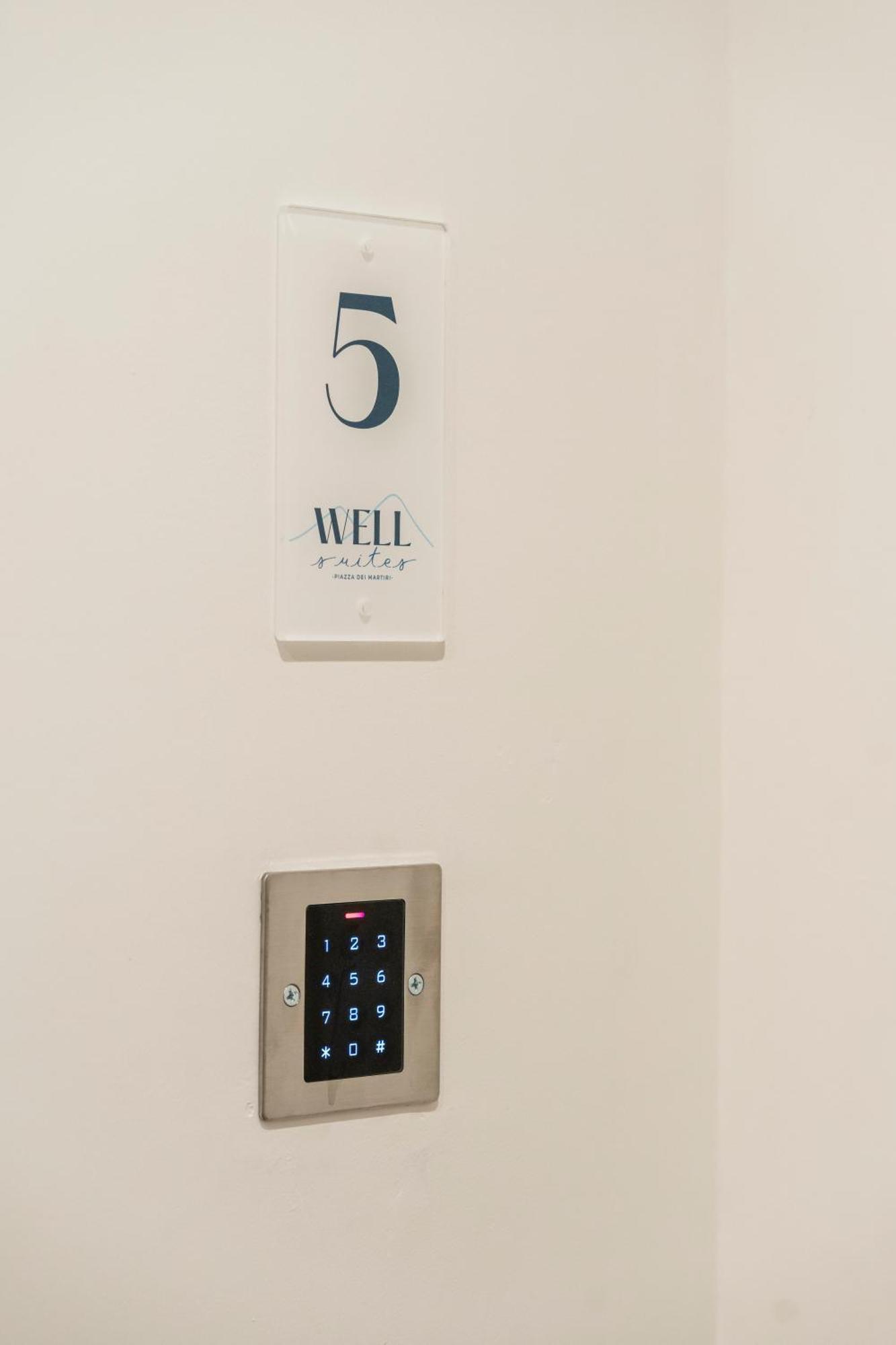 Well Suites - Piazza Dei Martiri Neapol Zewnętrze zdjęcie